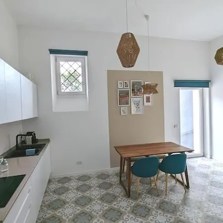 La Casita Di Capodimonte * Naples